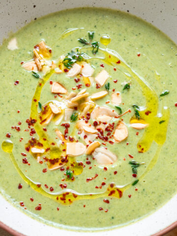 broccoli almond soup